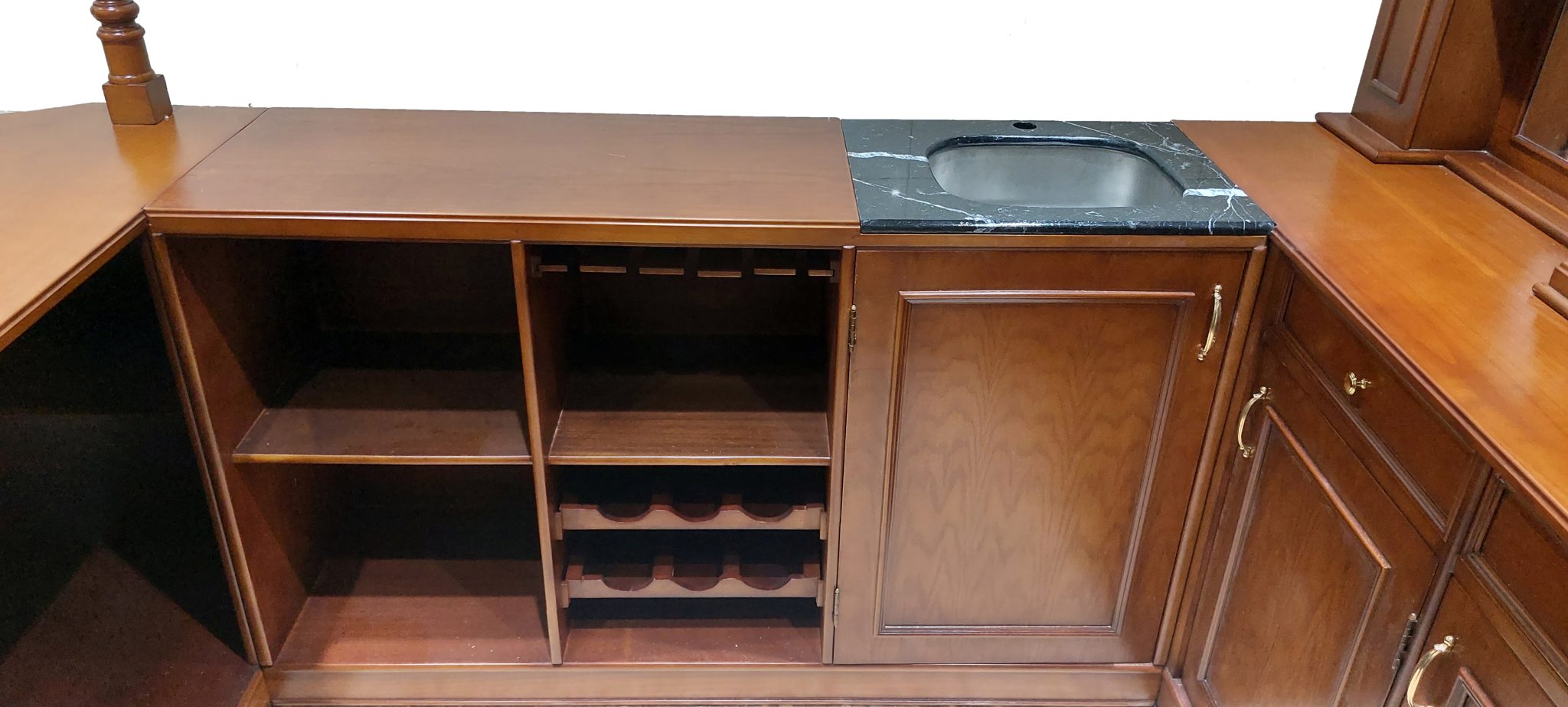 Small English Pub Bar with Canopy & Sink – Bar WNL151 – WoodnLuxury