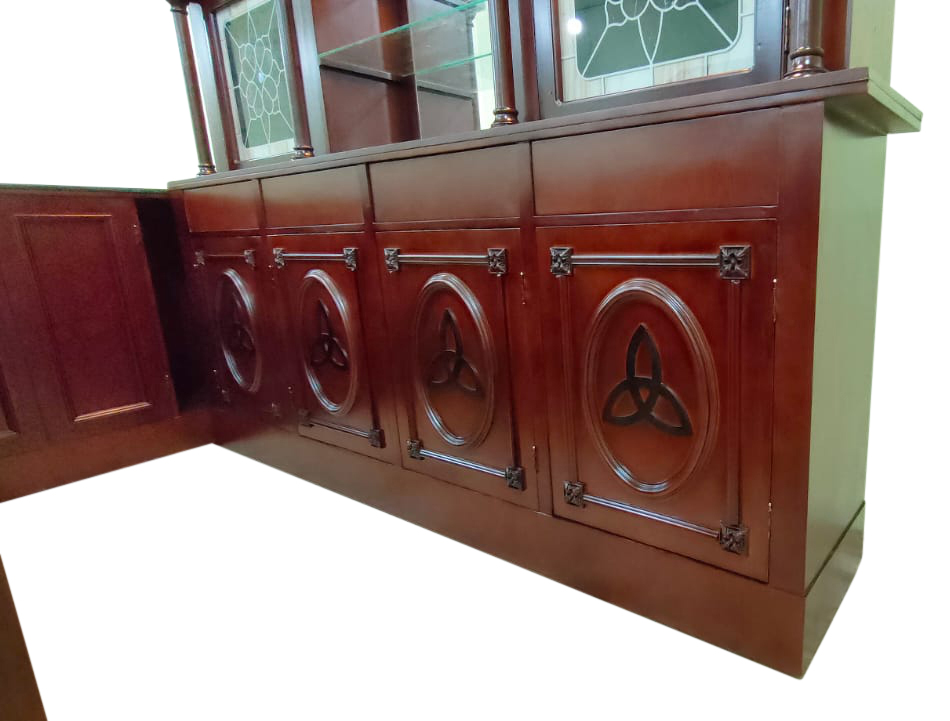 Classic Bar with Celtic Knot Panels & Stained Glass - Bar WNL172 - Image 3